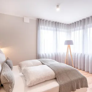 The Woodmans Airport Boardinghouse Apartahotel