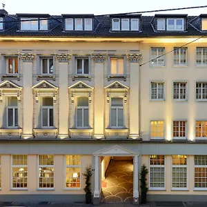 4* Aparthotel Living Am Carlsplatz